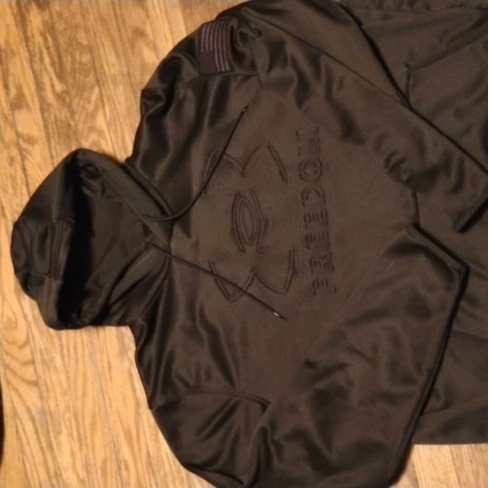 Under Armour Men's Dark Green Hoodie